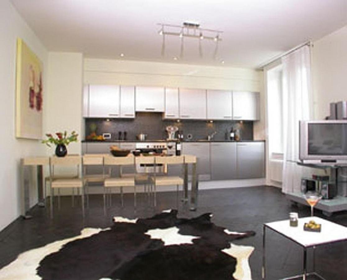 Visionapartments Hardstrasse - Contactless Check-in * Zurigo